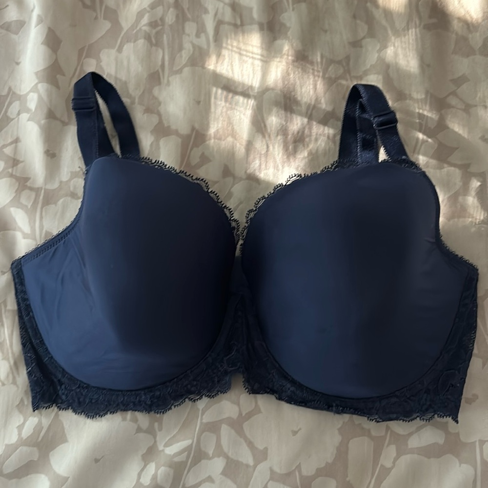 Dream Angels lightly lined demi bra from Victoria’s Secret
